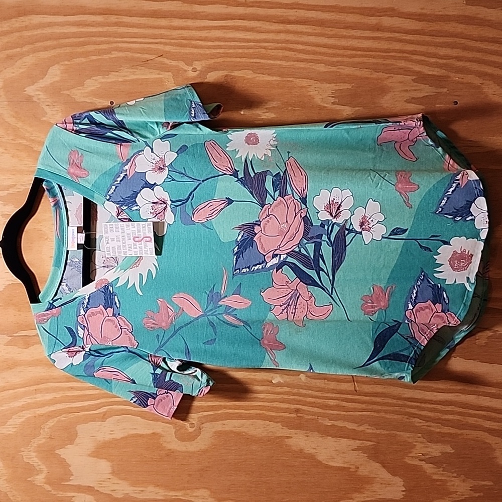 Lularoe Iris